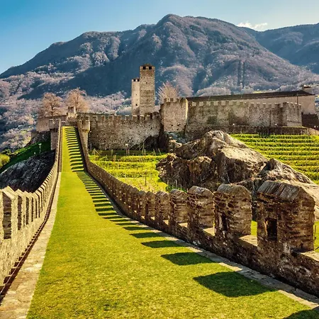 Apartment Castle View - Happy Bellinzona